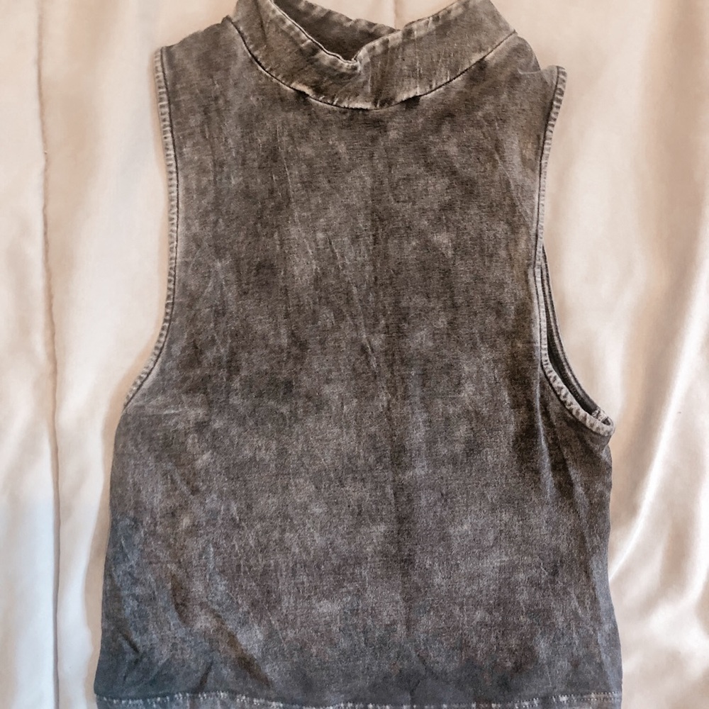 Mock neck crop top
